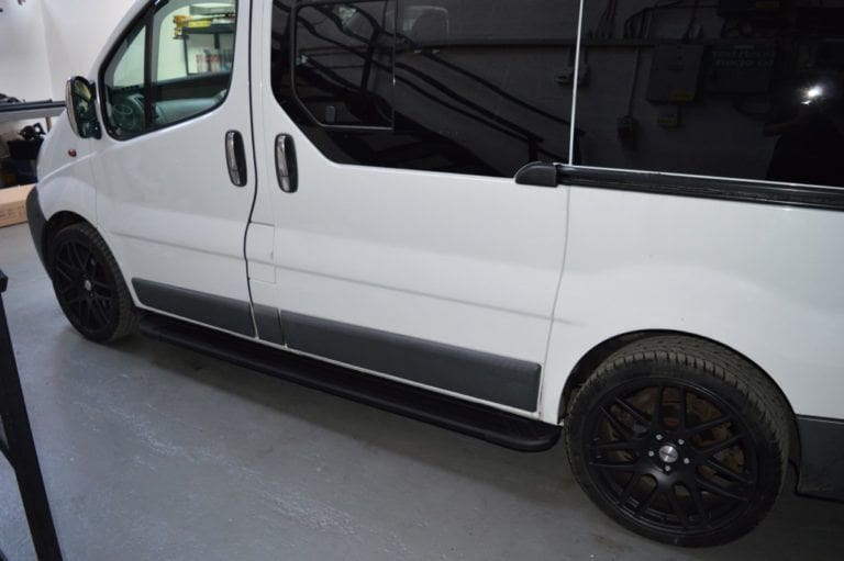 Vauxhall Vivaro Fox Running Boards Satin Black Aluminium (SWB L1