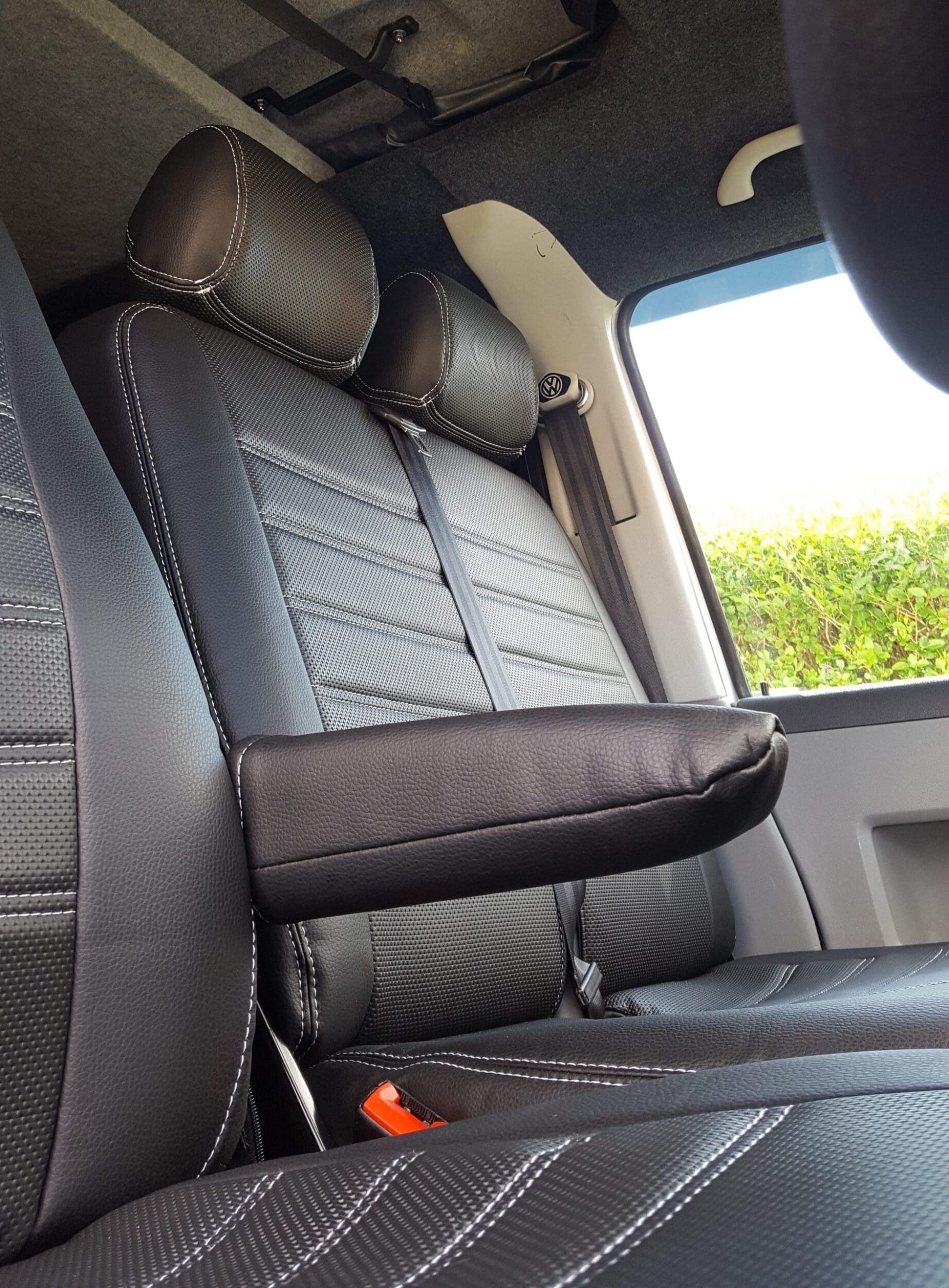 seat covers black rib VanPimps